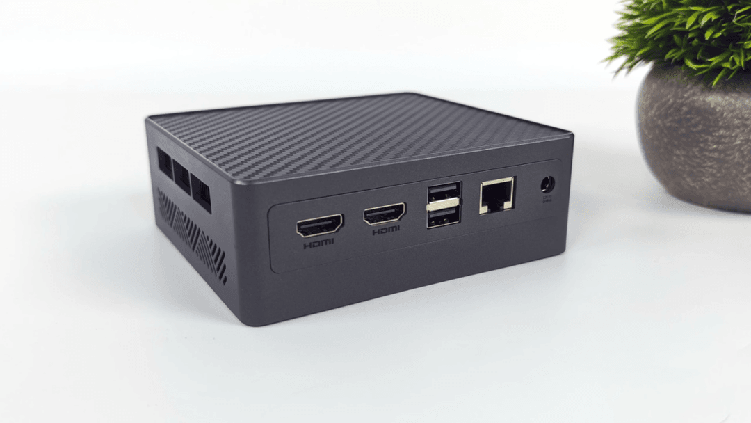 Ryzen Z1 APU trafia do mini PC. Układ zaprojektowany dla handheldów wypada obiecująco w testach