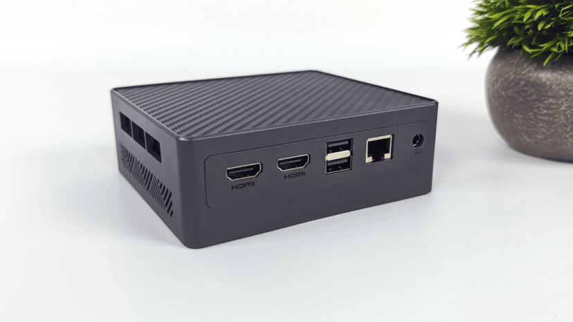 Ryzen Z1 APU trafia do mini PC. Układ zaprojektowany dla handheldów wypada obiecująco w testach