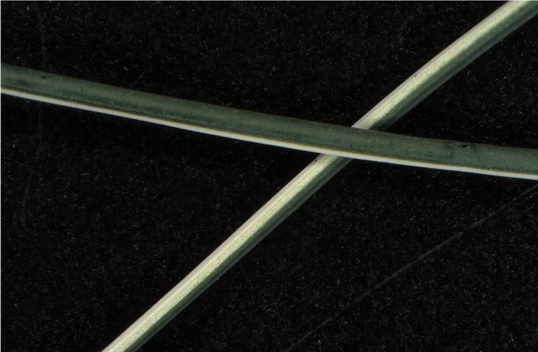 Inteligentna peleryna niewidka z Korei. Nowy materiał ukrywa fale elektromagnetyczne