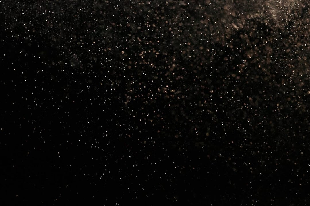 Cząstki aktywne zadziwiają swoim zachowaniem. Naukowcy mieli problem, lecz wreszcie wyjaśnili zagadkę