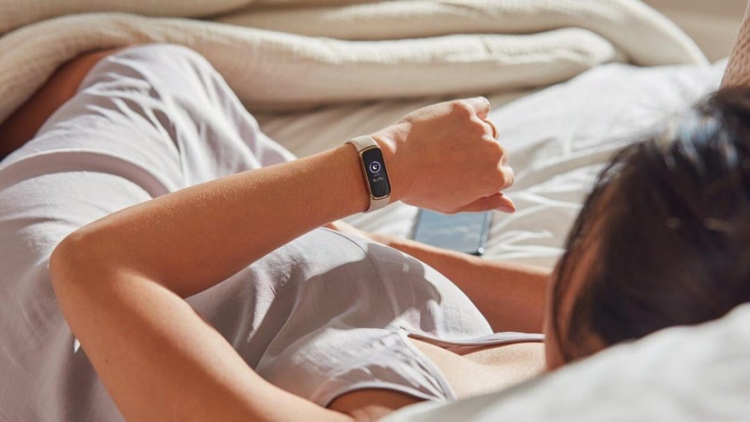 Rewolucja w monitorowaniu zdrowia? Fitbit stawia na AI
