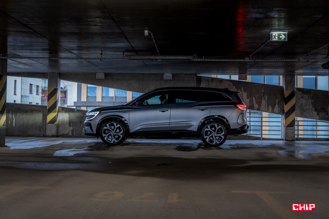 Test Renault Espace espirit Alpine – ogromny, komfortowy, ale wersalki już nim nie przewieziesz