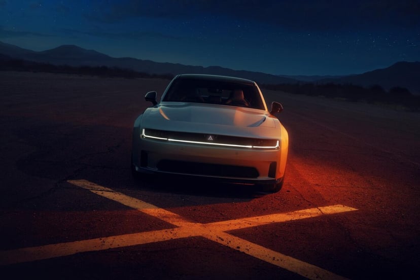 Pierwszy elektryczny samochód muscle na świecie. Nowy Dodge Charger właśnie zadebiutował