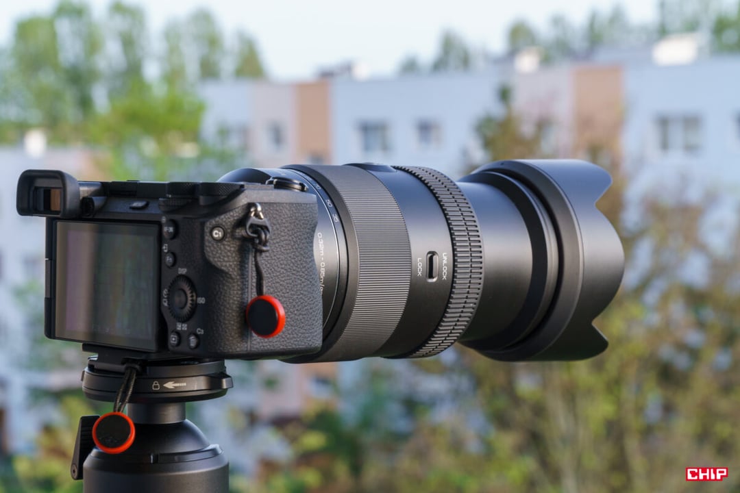 Samyang AF 35-150 mm f/2-2.8 – czy szkło dla pełnej klatki ma sens w połączeniu z korpusem APC-C? (test)