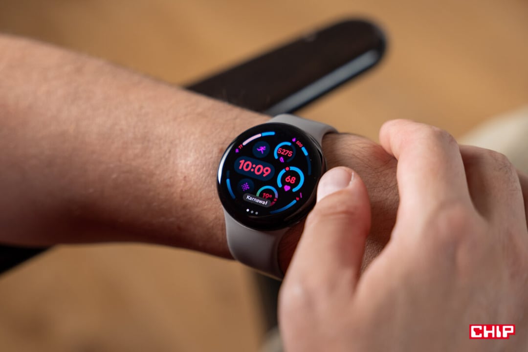 Postaw na smartwatch. Google chce, żebyś rzadziej wyciągał telefon z kieszeni