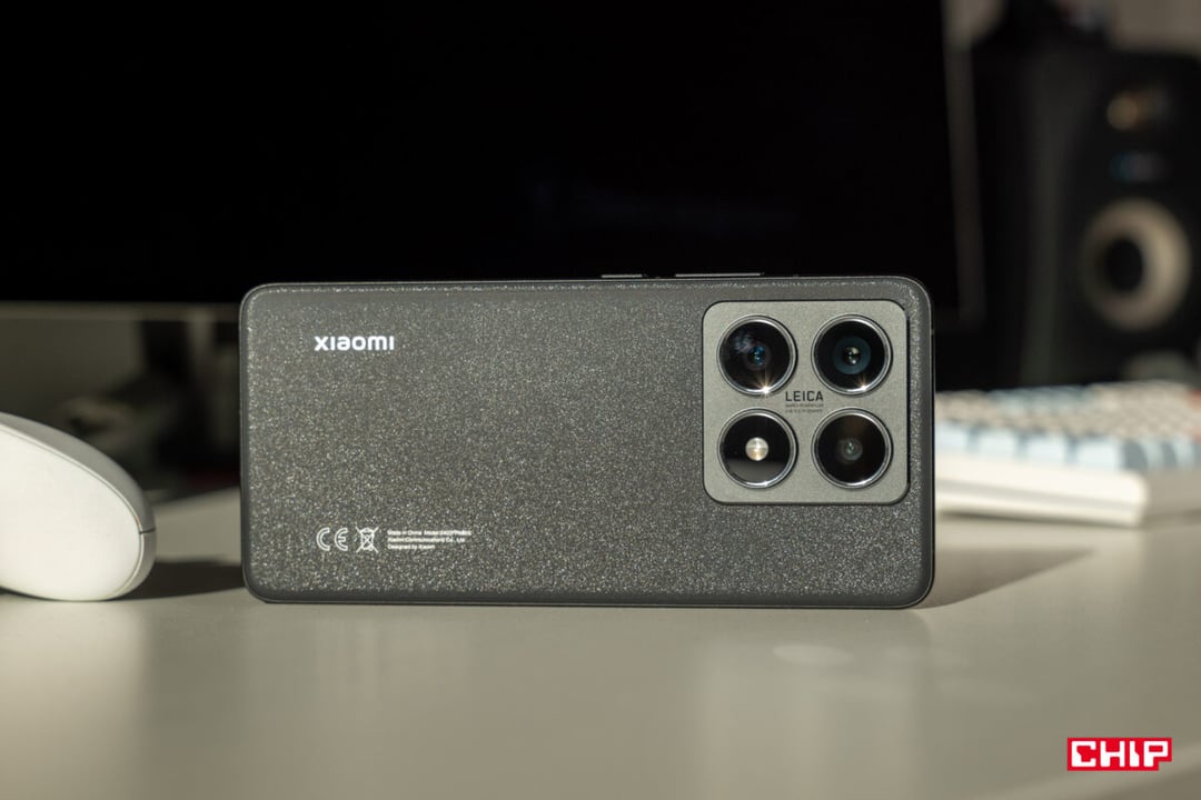 Wyciekła specyfikacja Xiaomi 15T na zdjęciu ochronnej folii. Tego się nie spodziewaliśmy