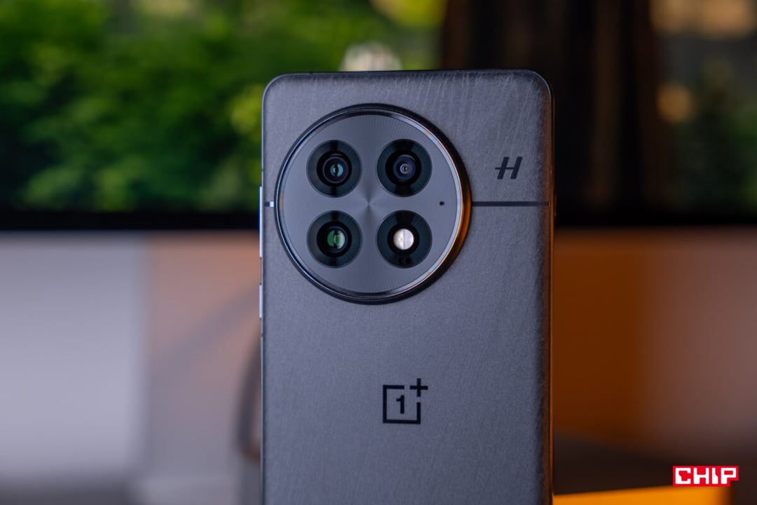 OnePlus 13 z nową aktualizacją. Bypass charging i edycja 50 Mpix to dopiero początek