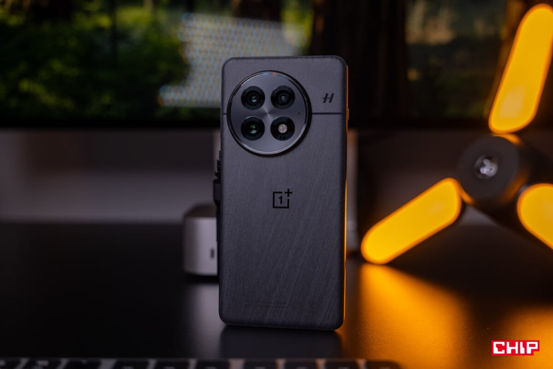 Ultracienkie ramki i moc Snapdragona 8 Elite. OnePlus 15 atakuje segment premium bez kompromisów