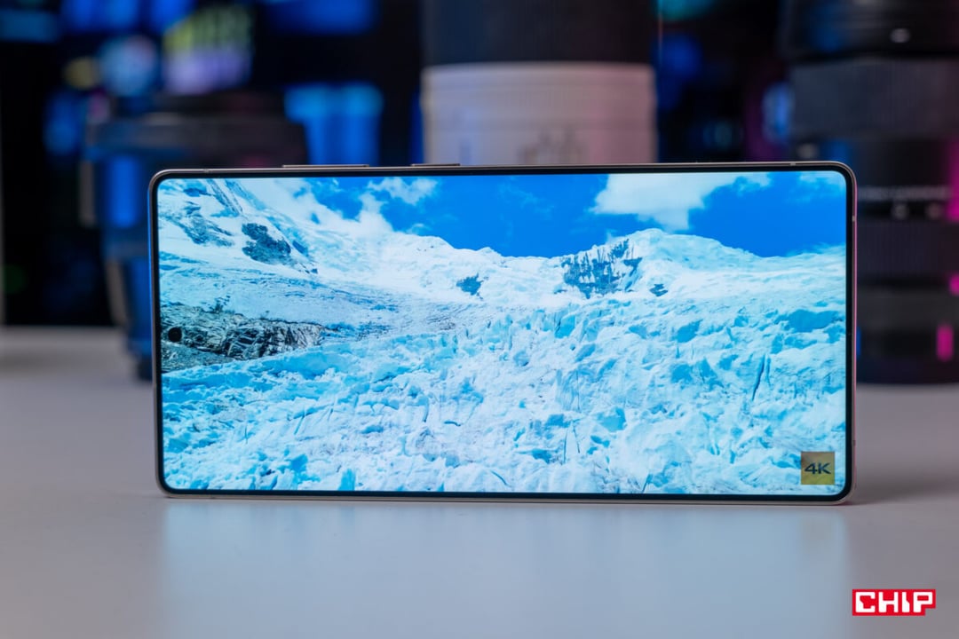 Galaxy S26 Ultra — jeszcze smartfon czy już tablet? Samsung szykuje kolejne zmiany