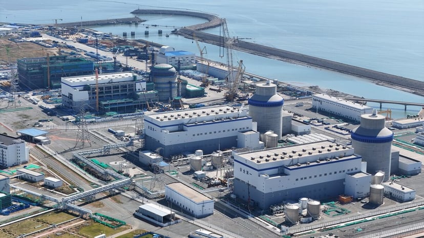 1000-tonowa kopuła zwieńczyła nową chińską elektrownię. Haiyang to istny energetyczny gigant