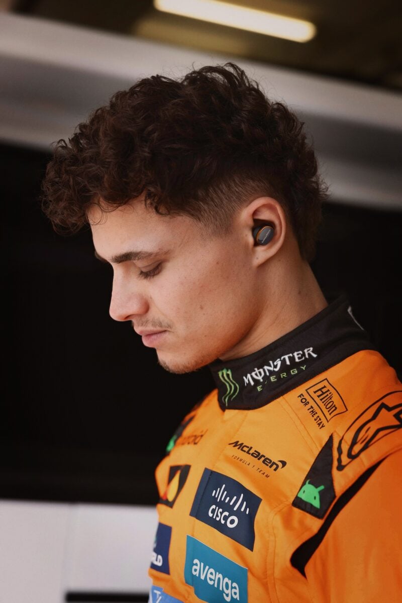 Najszybsze słuchawki na świecie? Bowers & Wilkins połączył siły z McLarenem