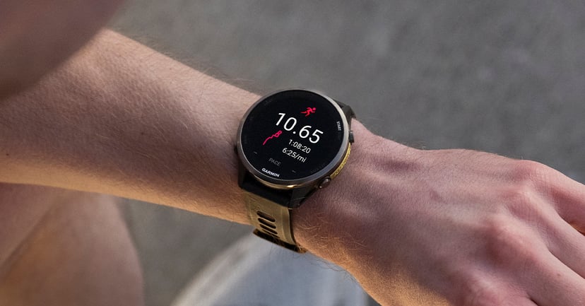 Opaski i zegarki sportowe. Jak wybrać urządzenie do chodzenia, biegania, roweru i monitorowania snu?