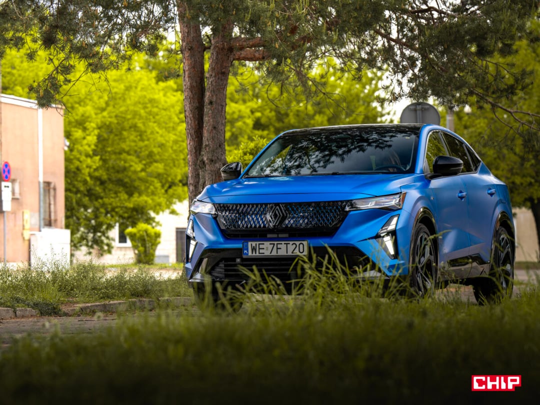 Test Renault Rafale hyper hybrid E-Tech 4×4 300 KM plug in – w tej wersji przyśpieszenie pasuje do wyglądu