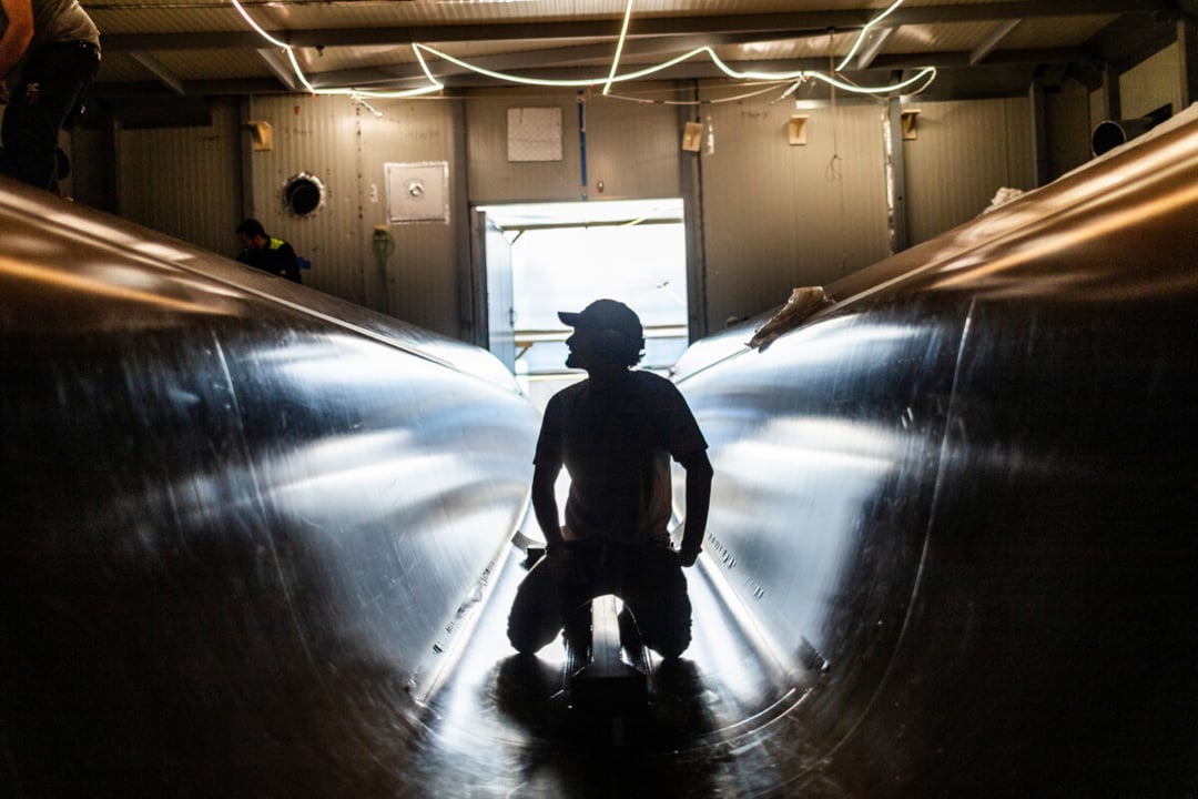 Ferrari wzbija się na fale. Rewolucyjny jacht Hypersail ma latać bez kropli paliwa