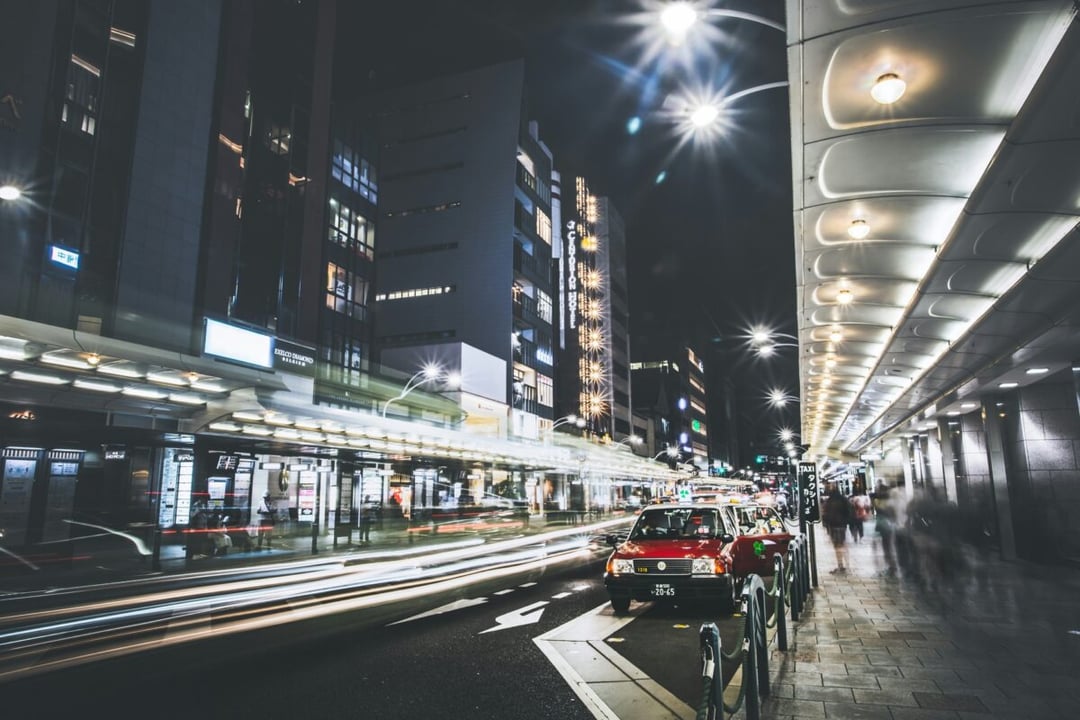 Japonia znów przesuwa granice prędkości internetu. Nowy rekord to jakieś science fiction