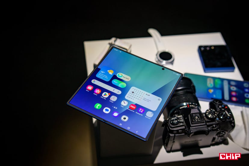 Nowe składane smartfony i smartwatche Galaxy w Plusie. Na klientów czekają atrakcyjne promocje