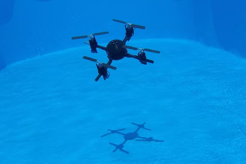 Przełomowy dron pokonuje bariery między powietrzem a wodą. Polska myśl techniczna znów zaskakuje świat