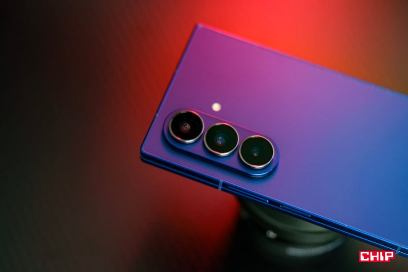 Twój smartfon jest brudniejszy niż toaleta. Naukowcy odkryli setki gatunków bakterii na ekranach