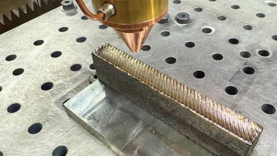 Zrezygnowali z wanadu i osiągnęli niemożliwe. Nowy stop tytanu to 29% oszczędności i lepsza wytrzymałość