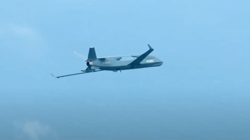 Chińskie drony WZ-7 w akcji. Po raz pierwszy opublikowano nagranie śledzenia okrętu