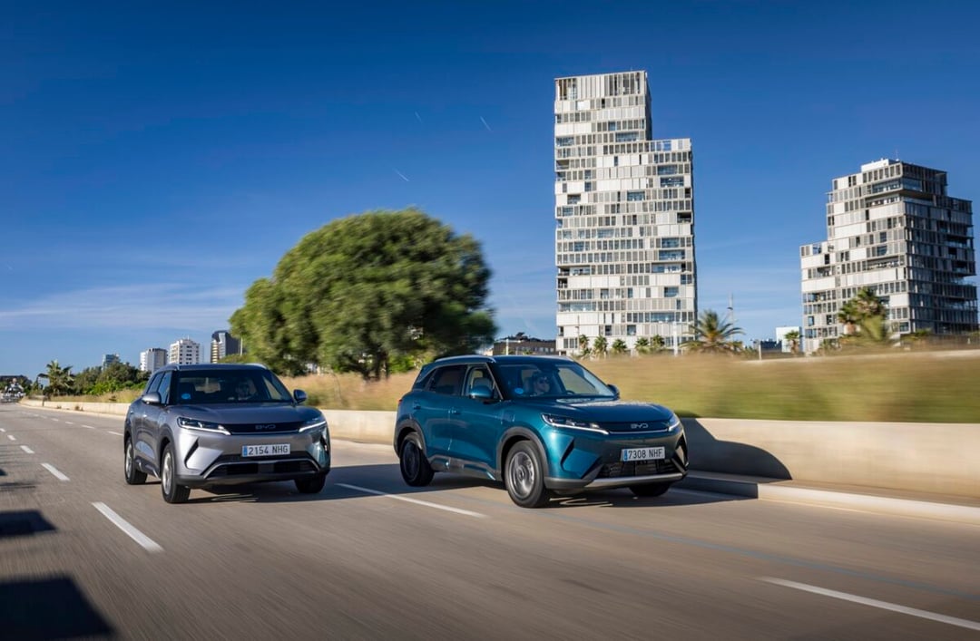 Chiński SUV z technologią przyszłości wjeżdża do Polski. BYD ATTO 2 może namieszać w segmencie kompaktów