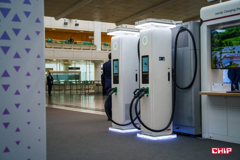 Huawei ma nowe pomysły na biznes. Dyski SSD i ładowarki aut to dopiero początek