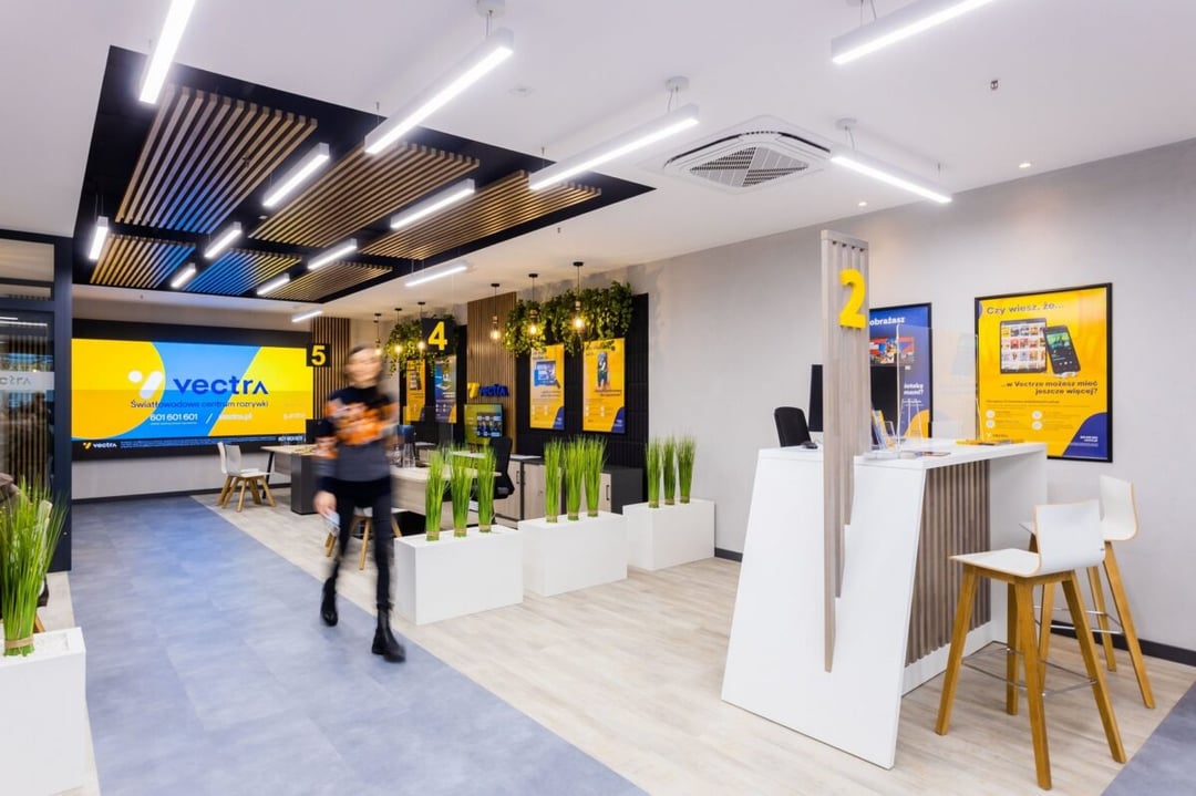 Vectra usłyszała „prośby klientów” i szerzej otwiera salony