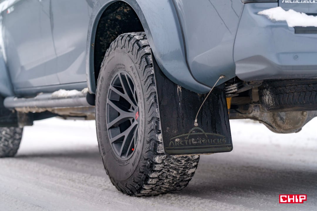 Wyśmiali generatory spalinowe w samochodach i oddali całą kontrolę w ręce AI