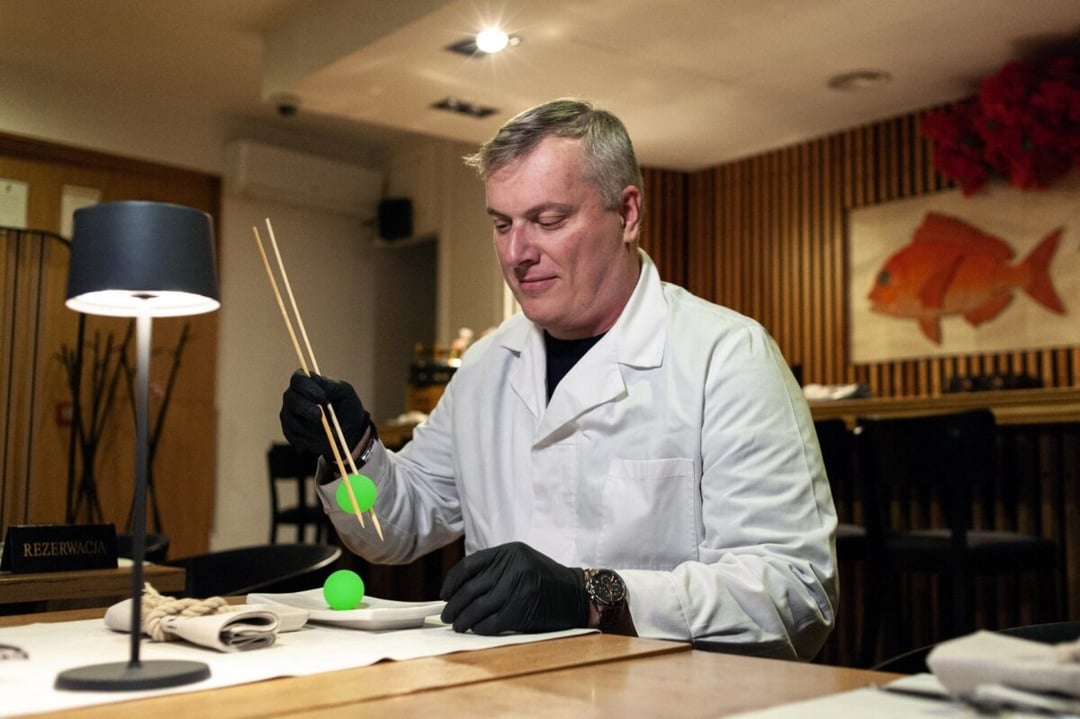 Polak potrafi! Nasi naukowcy zginają włókna węglowe bez kabli