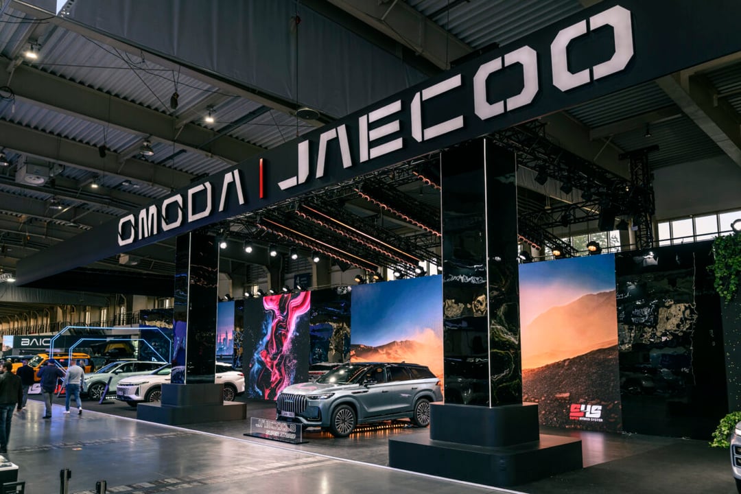 JAECOO pokazuje swoje podejście do SUV-ów. Spokój, technologia i konkretny produkt