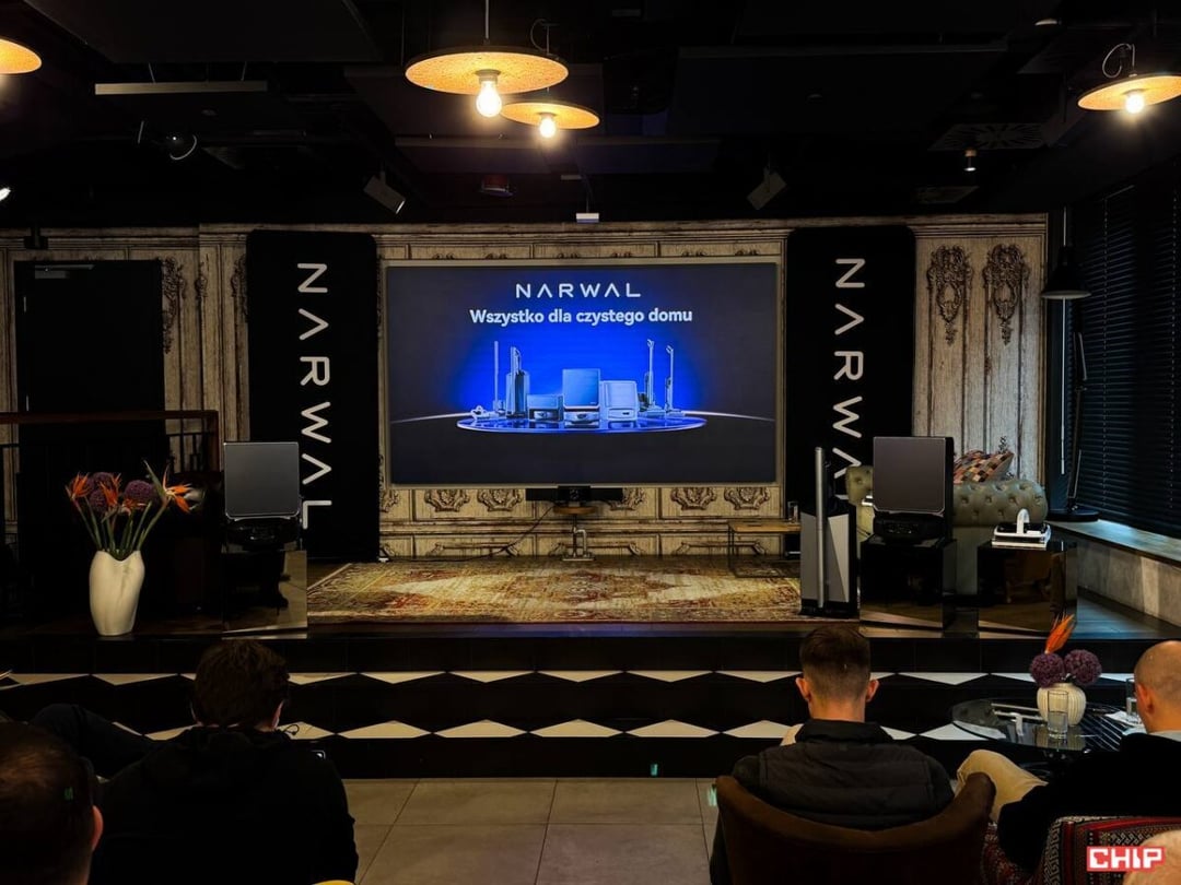 Narwal Flow 2 wjeżdża do Polski. Widziałem robota, który chce rozwiązać największy problem automatycznego sprzątania