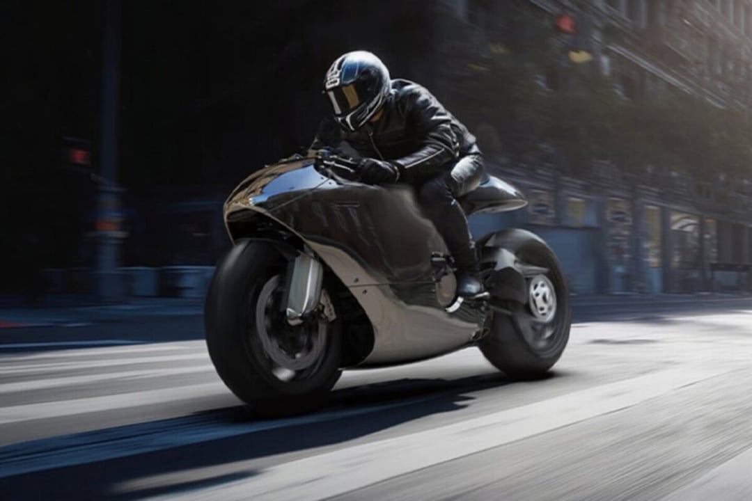 Wygląda jak motocykl z 2077 roku. Pod spodem kryje stare Ducati za 190 tysięcy