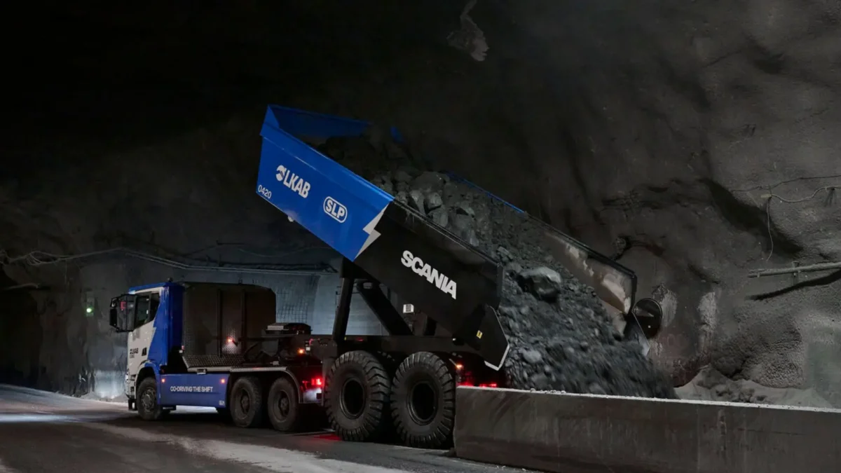 Elektryfikacja na poziomie -1250 m. Bateryjne kolosy Scanii zastępują diesle w szwedzkiej kopalni
