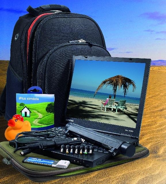 netbook na plaży