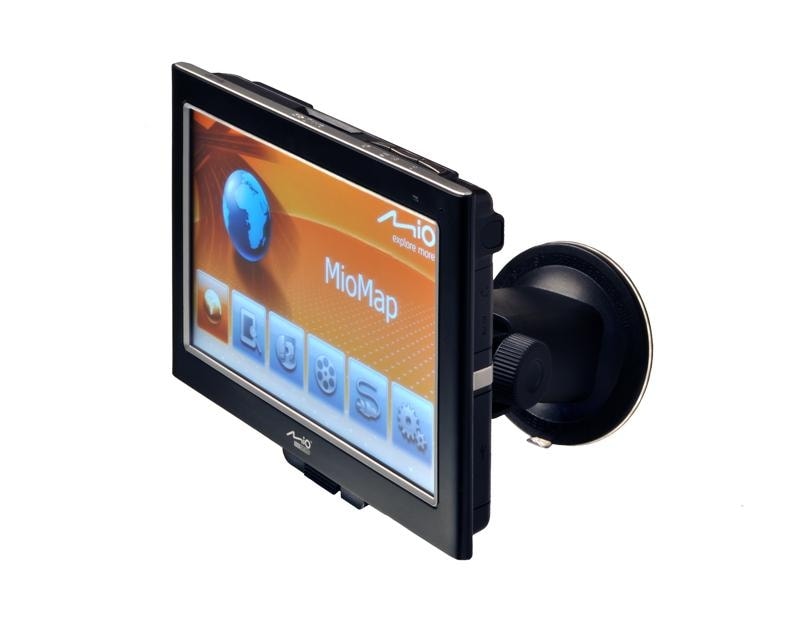 Mio C725 został wyposażony w dotykowy 7-calowy ekran o rozdzielczości 800 na 480 punktów