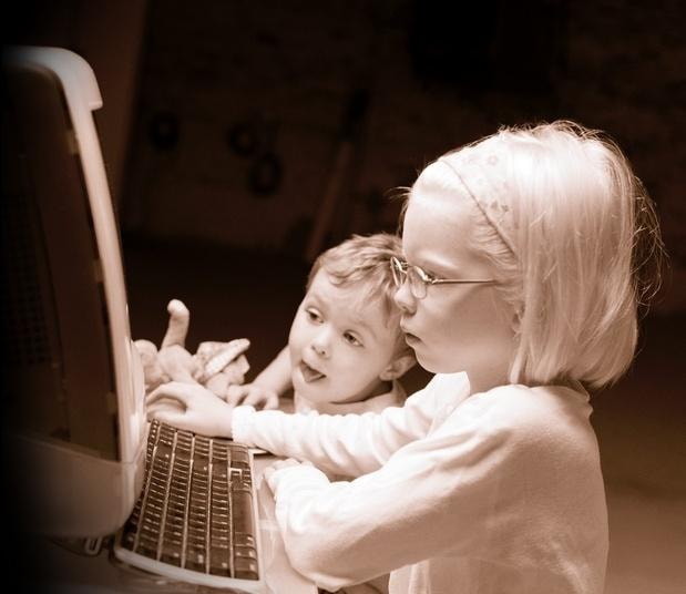 Fundacja Kidprotect.pl to najstarsza w Polsce organizacja pozarządowa zajmująca się problematyką bezpieczeństwa dzieci w internecie