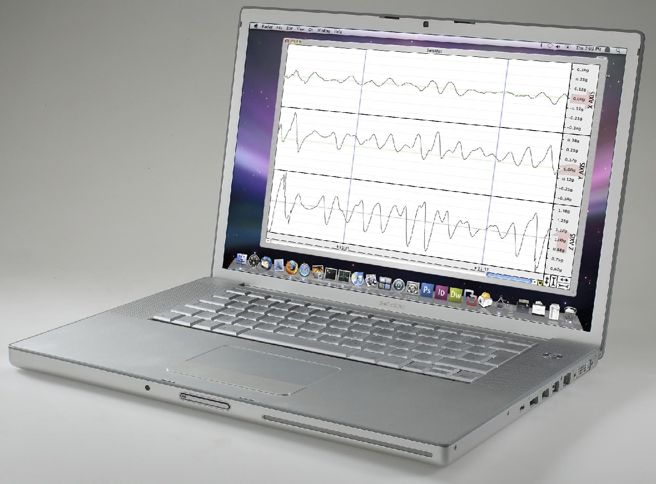 notebook wyświetlający zmiany sejsmiczne