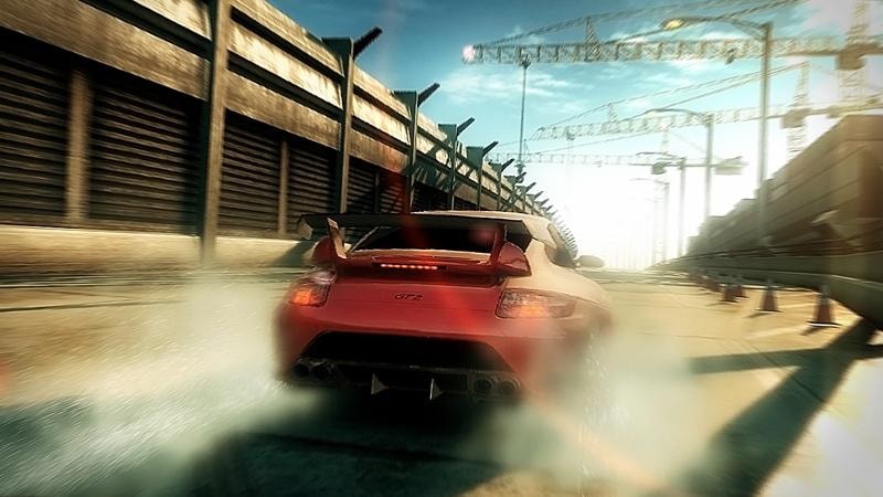 Wakacje z ligą Red Alert 3 oraz NFS Undercover