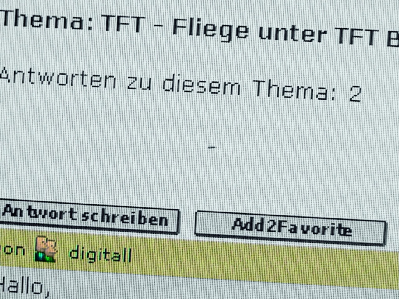 Ten przylżeniec jest martwy – teraz pomoże już tylko fachowe czyszczenie monitora.