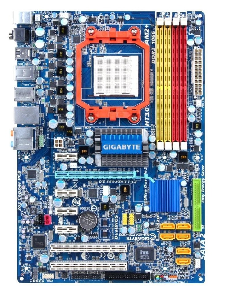 Płyta GA-MA770-UD3, jako jeden z pierwszych produktów w tym przedziale cenowym, wspiera technologię GIGABYTE Ultra Durable 3