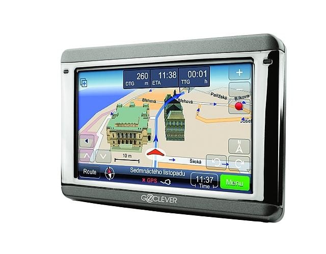 Nawigacja Goclever z bezprzewodową kamerą cofania