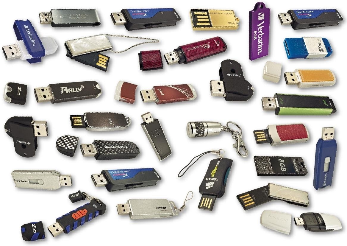 Wydajność to parametr, na który prawie nikt nie zwraca uwagi. Zapełnienie pamięci o pojemności 32 GB może zająć nawet 2 godziny!