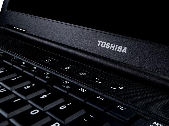 Laptop Toshiby z wodoodporną klawiaturą