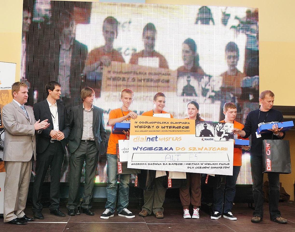 “AltF4” z Gimnazjum w Kolnie i “EjTyNoprzecieżToProste” z I LO w Legnicy Mistrzami Internetu 2010