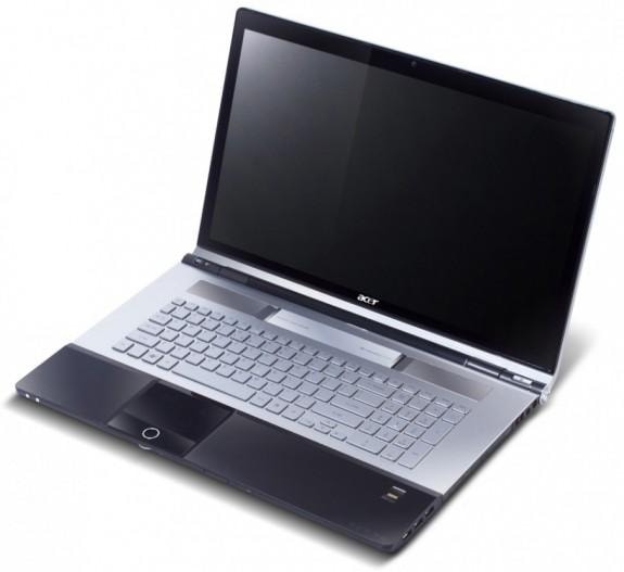 Duży notebook z matowymi wykończeniami