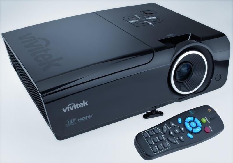 Zwycięzca w kategorii POWER: Vivitek D935VX. Cena: 3090 zł.