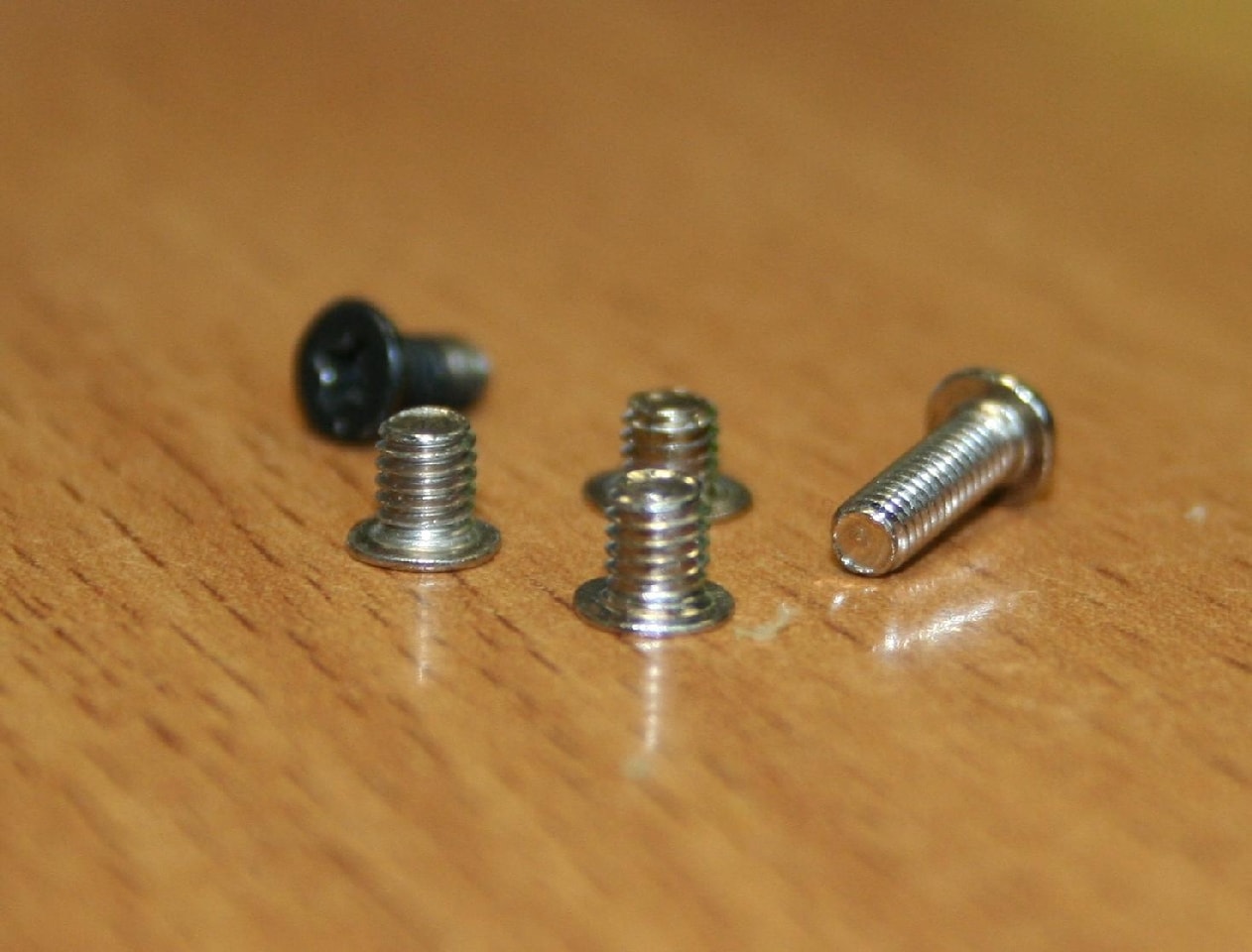 Czy to są zdjęcia części iPada 2?