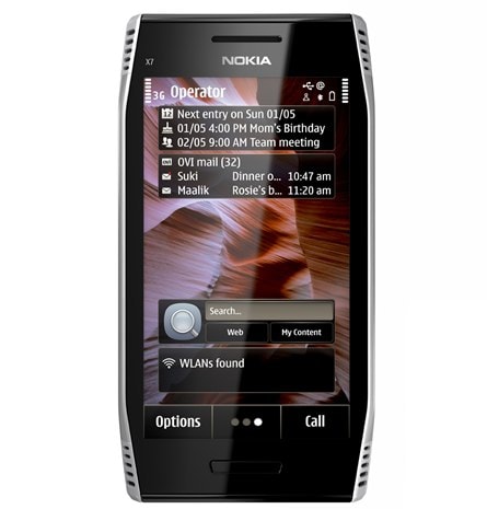 Nokia X7 mierzy 11,9 mm grubości, zaś waży 146 gramów