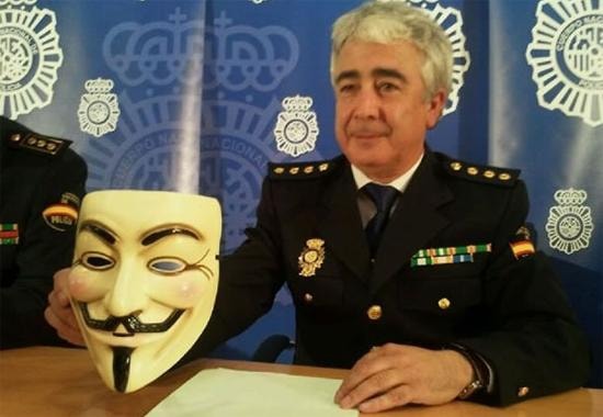Anoni kontratakują: Strony hiszpańskiej policji leżą