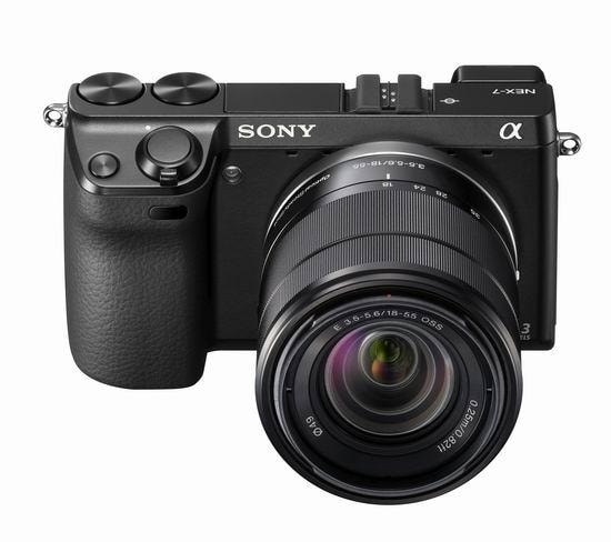 Sony NEX-7 nie jest lustrzanką, ale oferuje podobne możliwości w znacznie mniejszej obudowie